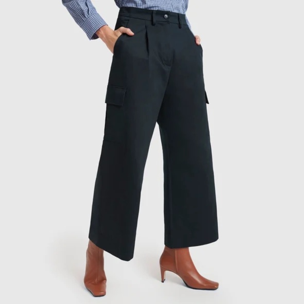 NWOT GOOP G LABEL Snyder Navy Cargo Pants 8